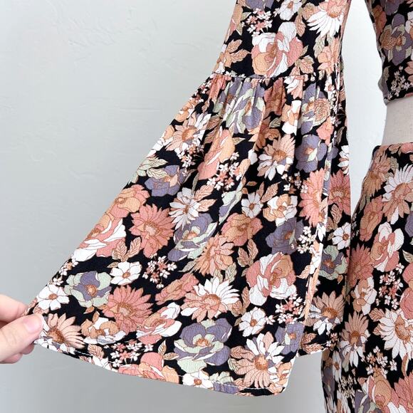 MinkPink Floral Cropped Blouse Midi Skirt Matching Set - Picture 7 of 10